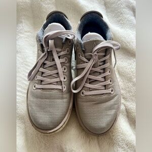 Allbirds women’s Wool Pipers Light Gray (stone) Sneakers